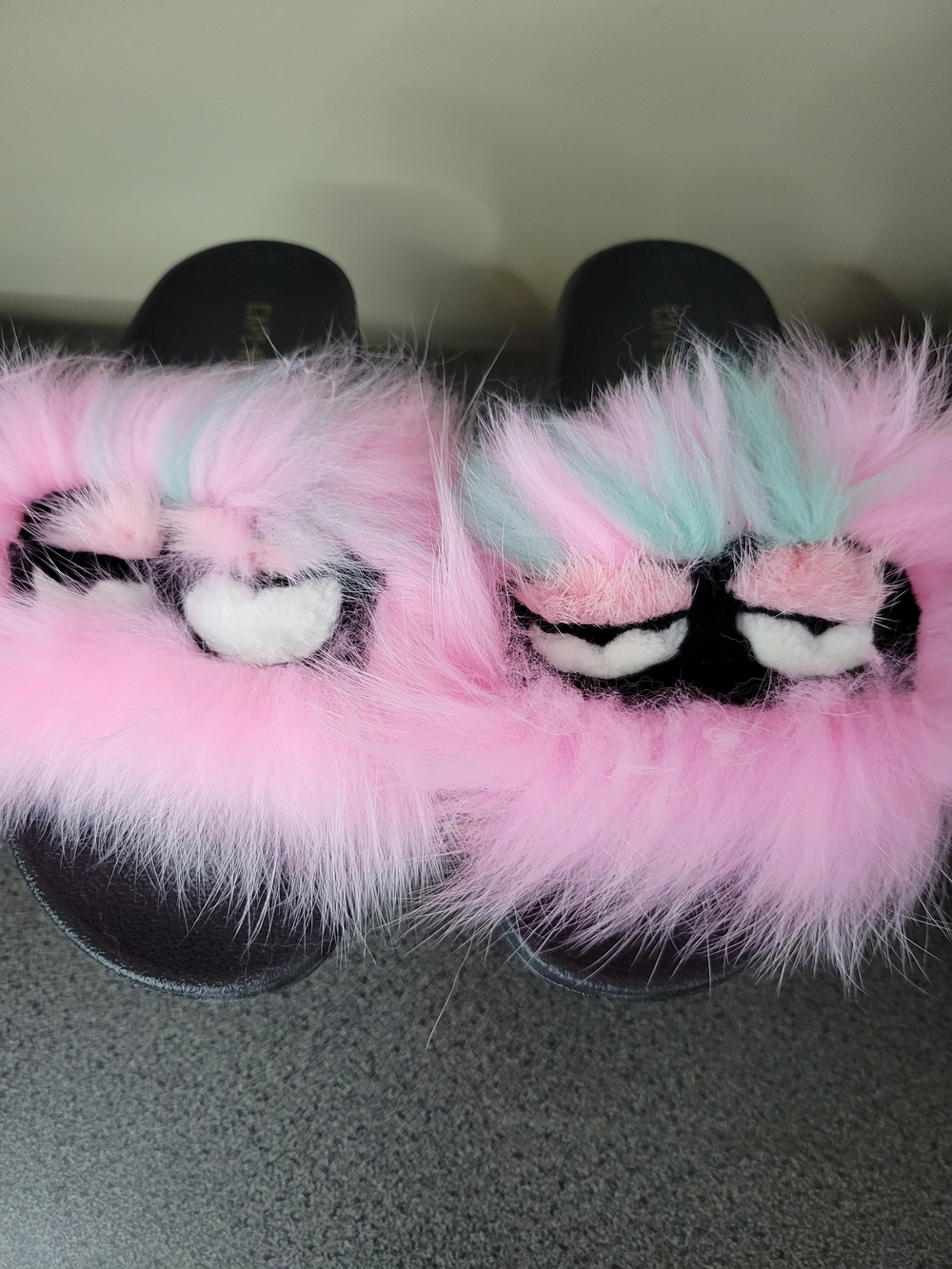 Cape Robbin Pink Faux Fur Slide Sandals with Mint Accents